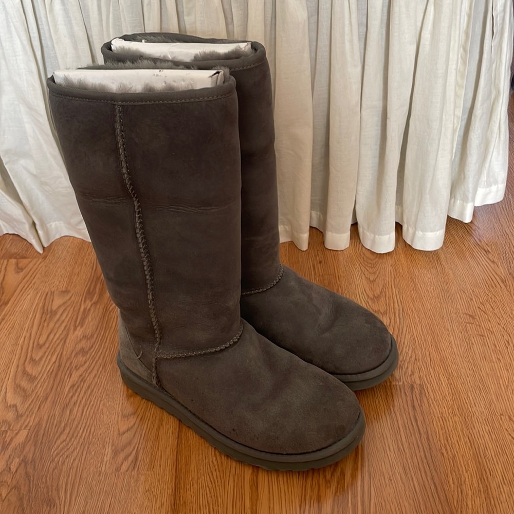 Tall Gray Ugg Boots